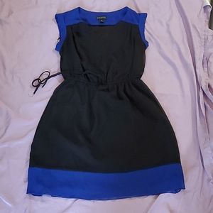 🍑 8P black and blue, cinch cap sleeve dress